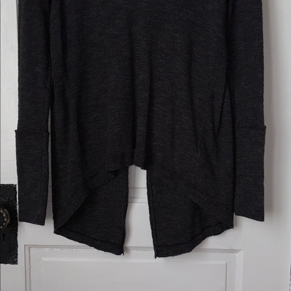 WE THE FREE BY FREE PEOPLE SPLIT BACK LONG SLEEVE TURTLENECK TUNIC TOP - Picture 4 of 8